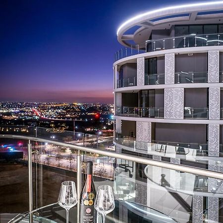 Apartmán Ekhaya At Ellipse Waterfall City Midrand Exteriér fotografie